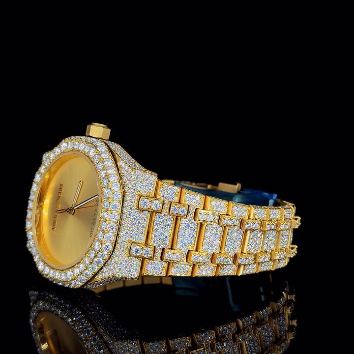 Luxury Iced Out Gold Diamond Watch