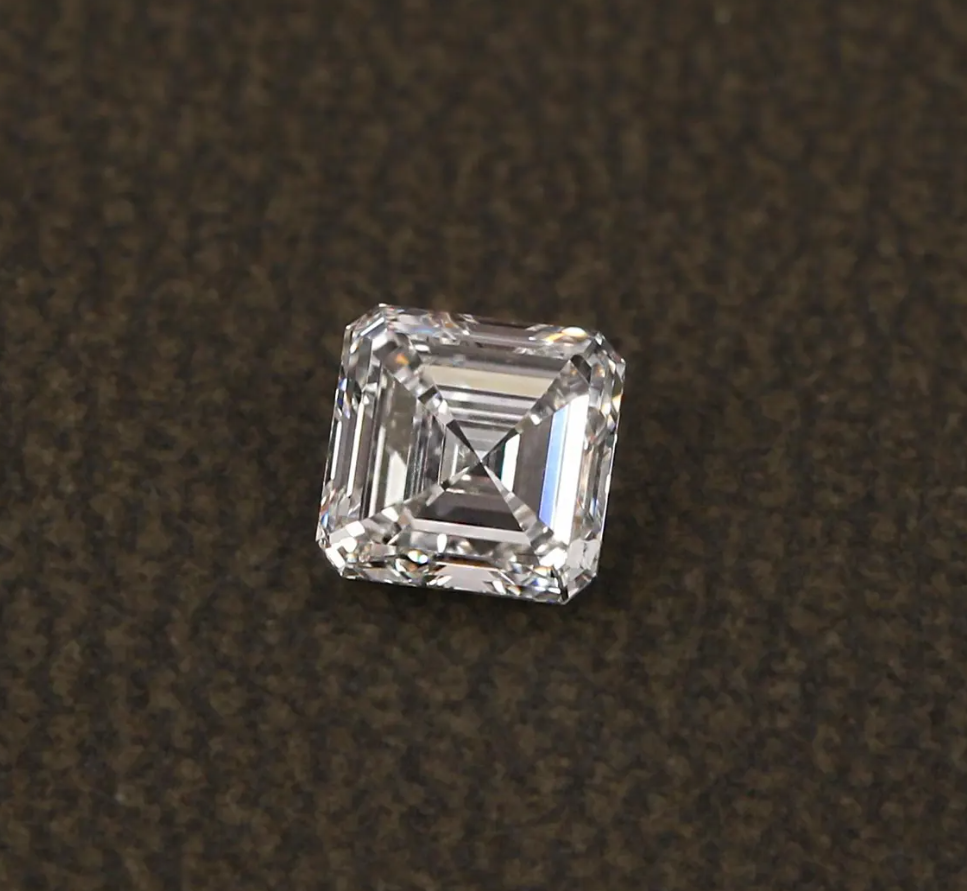 Royal Asscher Cut Lab-Grown Diamond | 3 Carat Loose Stone (IGI Certified)