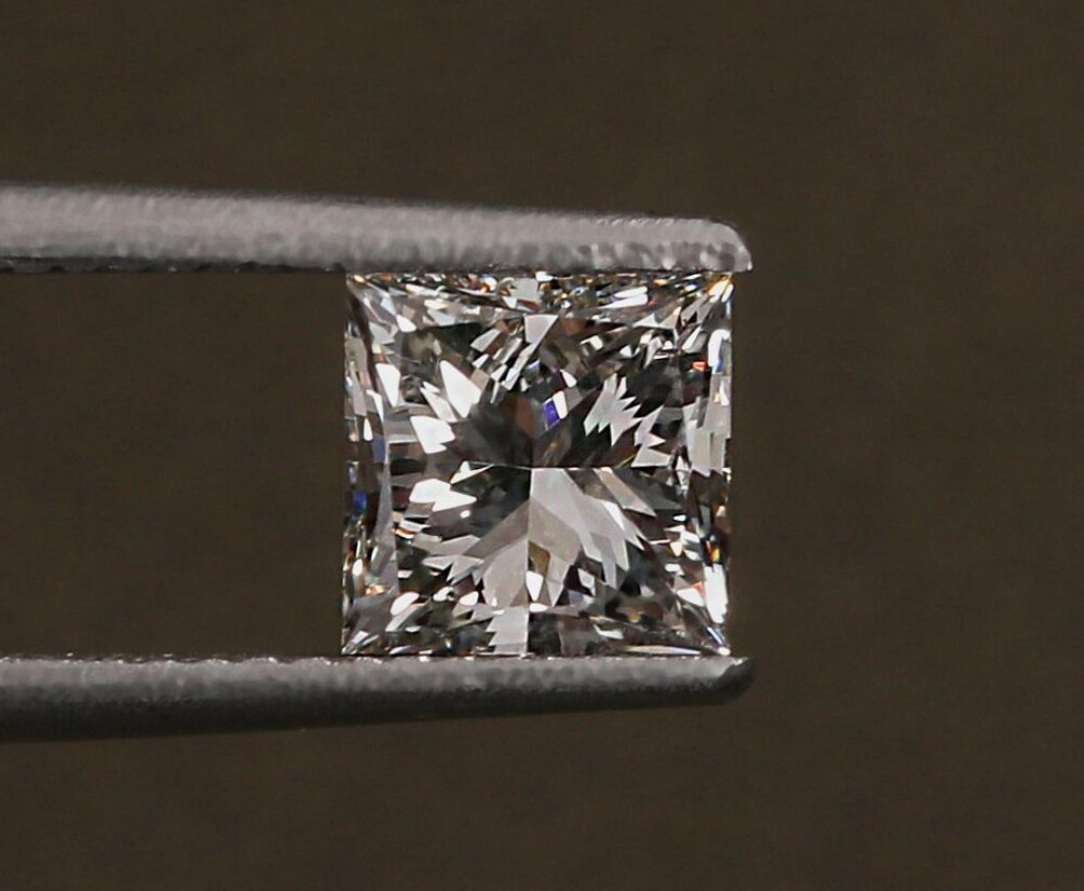 Princess Cut Lab Grown | IGI Certified | 0.50-6 CT