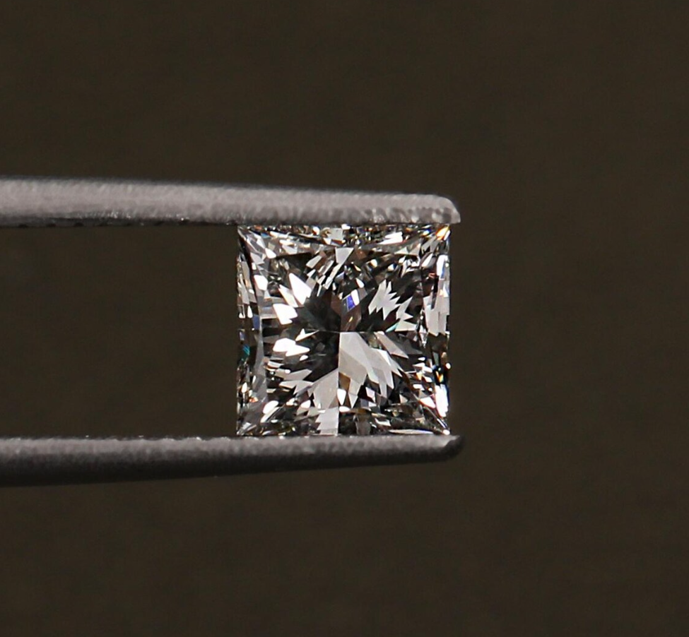 Princess Cut Lab Grown | IGI Certified | 0.50-6 CT