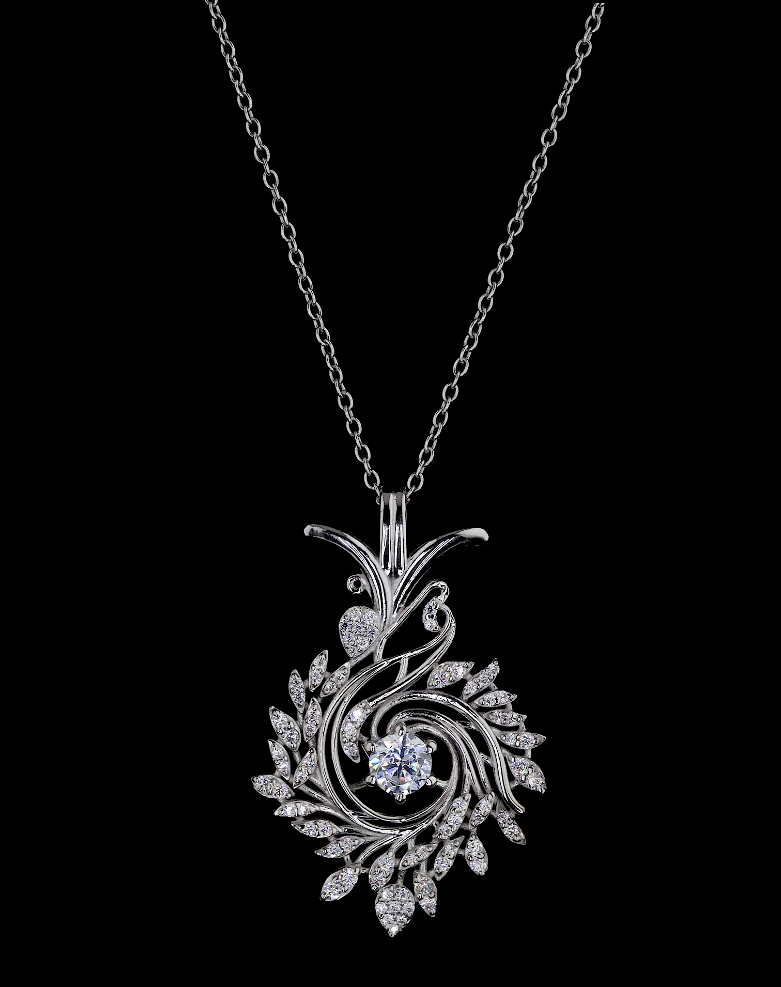 Round Diamond Pendant Necklace | 18K Yellow Gold Leaf Design, Nature Inspired Fine Jewelry